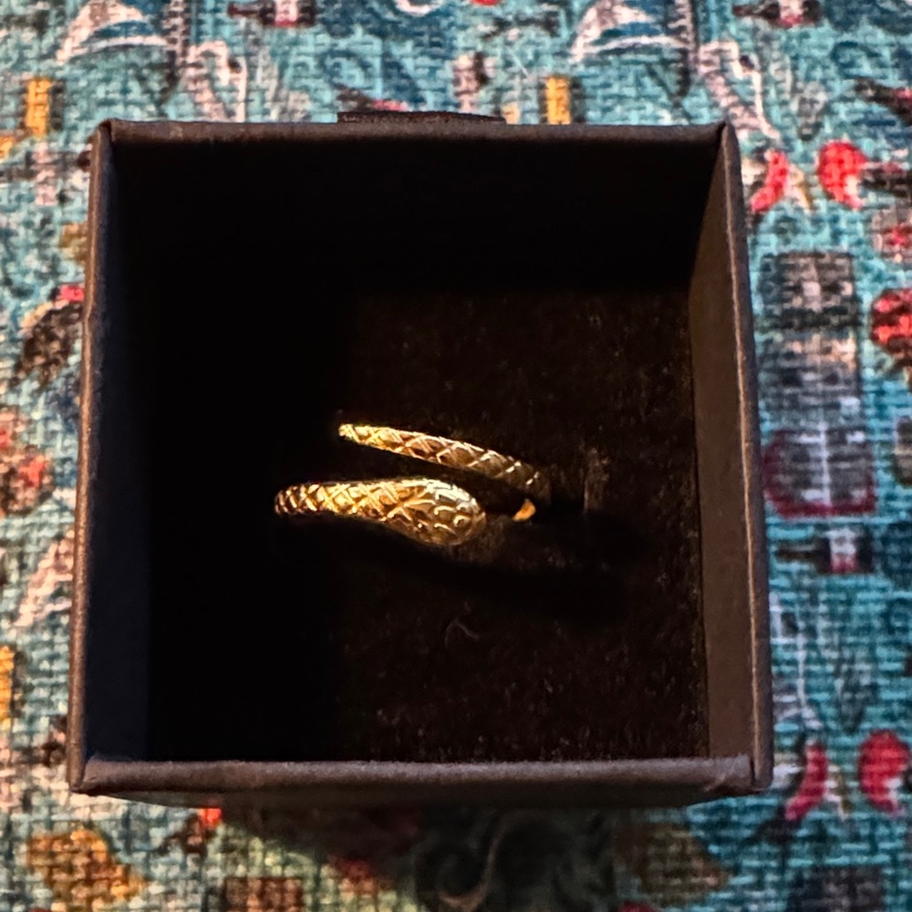 Gold Plated Stainless Steel Snake Coil Ring - Ajustable size